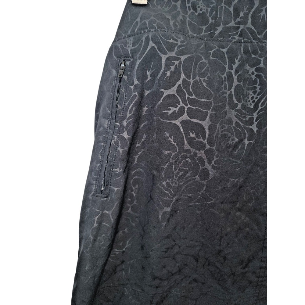 Orvis Travel Skort Womens Medium Black Rose Embossed Mesh Inner Shorts Pull On‎ - Picture 5 of 12
